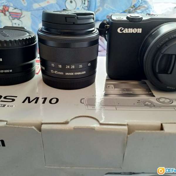 少用九成新Canon EOS M10 EF-M 15-45mm Kit + 22mm f/2.0 STM + EF EOS M Mount