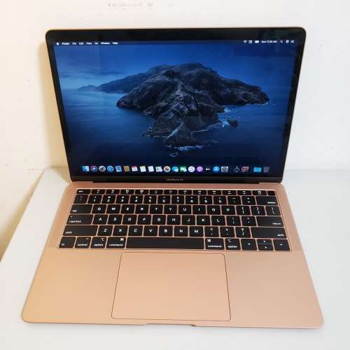MacBook Air 2018 13" i5 8G 256G Retina 98% new 金色冇花，充電:5次，保到2020年...
