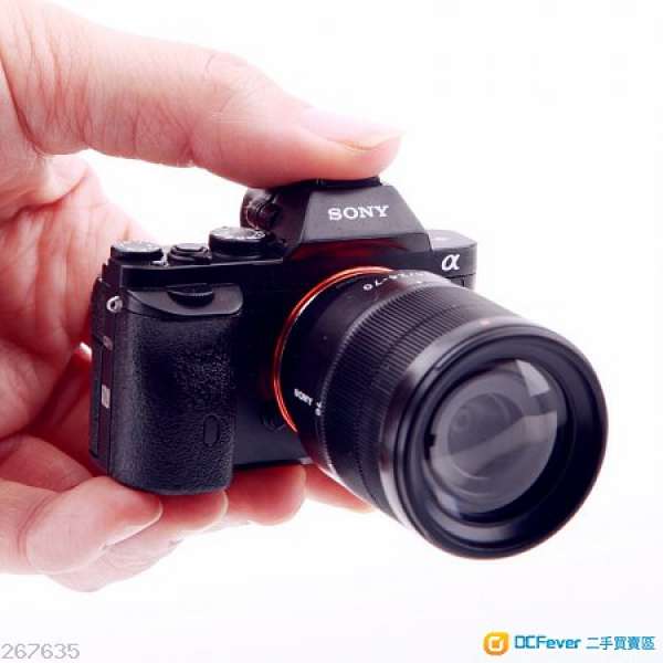 100﹪原裝正版 罕有 紀念 限量版 Sony α7R 16GB USB Flash Drive 相機模型手指 鏡...