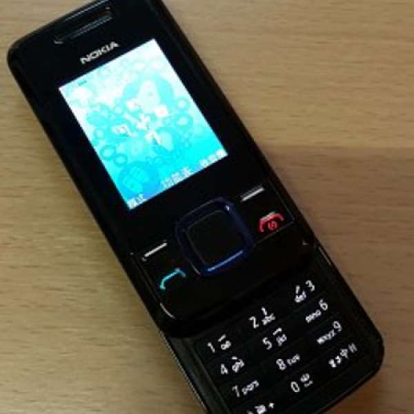 NOKIA 7100s RM-438 手提電話連原裝义電器,只售HK$250(不議價,有細閱貨品描述)