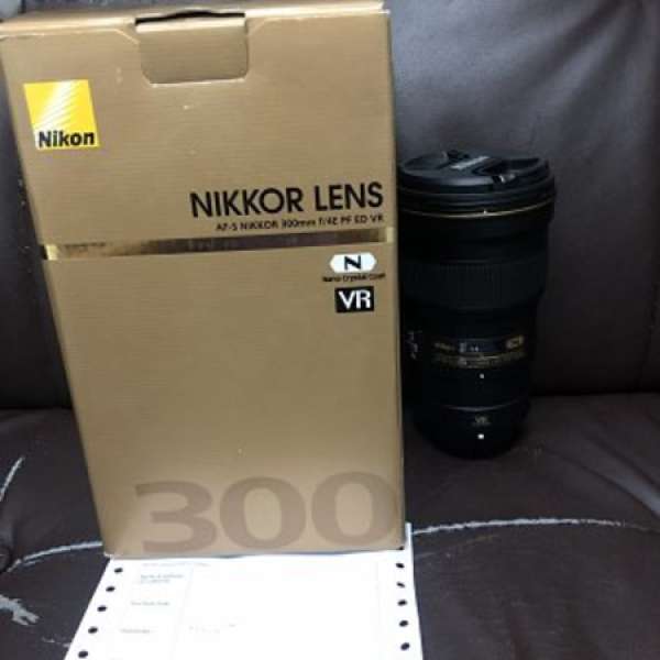 新淨全套有盒 行貨 Nikon 300mm PF VR