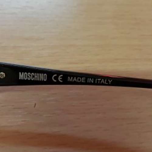 全新 MOSCHINO 平光眼鏡(SWAROVSKI 水晶),只售HK$250(不議價)
