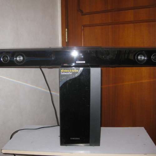 Samsung Soundbar + Wireless Subwoofer