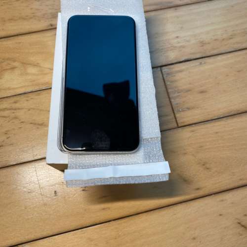 全新iphone X 256GB（silver） 蘋果官方更換新機，尚餘3月保養，附贈power bank