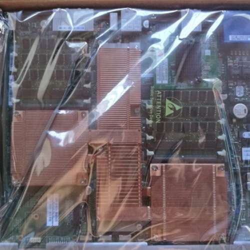Radisys ATCA-XE80, 6 x 4GBDDR3 ECC SODIMM, Dual Intel L5638 CPU 計算機刀片
