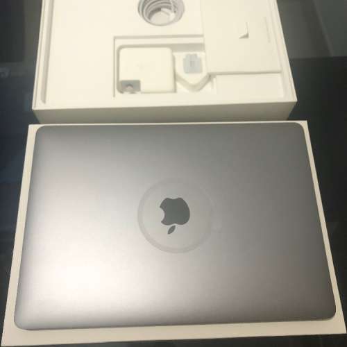 Apple Macbook Pro 13.3” 256GB Laptop with Touchbar (Late 2016)
