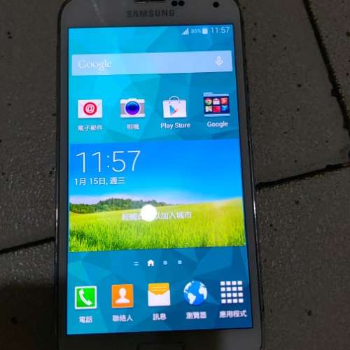 Samsung galaxy s5 LTE 5.1寸十16 有指紋辨認防水功能 四核心 港行七成半身淨機甩曬...