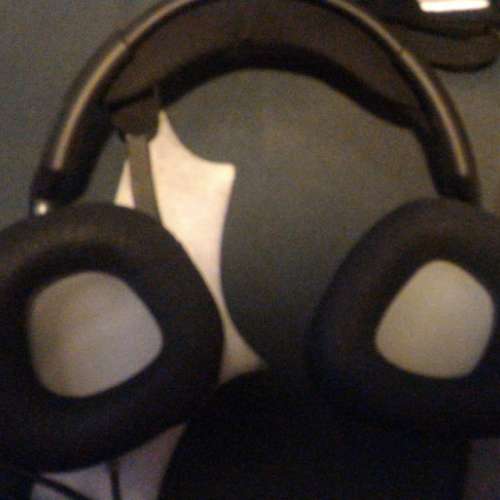 CorsairVOID PRO RGB USB Premium Gaming Headset with Dolby® Headphone 7.1