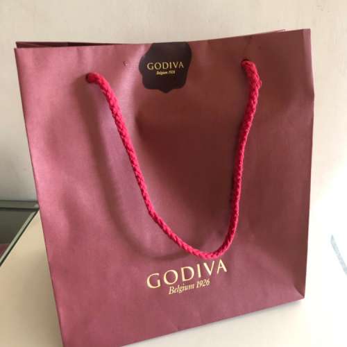 Godiva 16 Carres Milk Chocolates