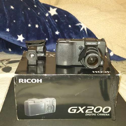 Ricoh GX200 including VF-1
