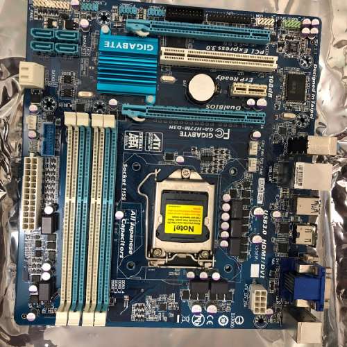 二手 GIGABYTE H77M-D3H H77 DDR3 USB3 LGA1155 MATX MB