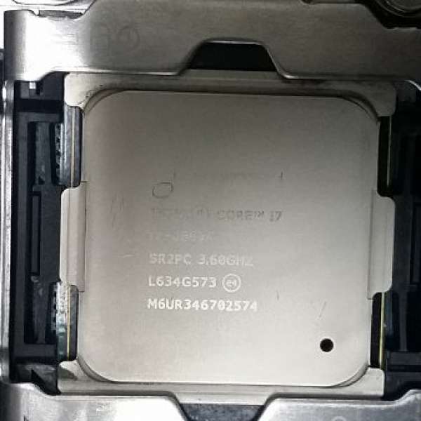 lntel X99 i7 6850K  3.6 GHz 6 核 12  2011