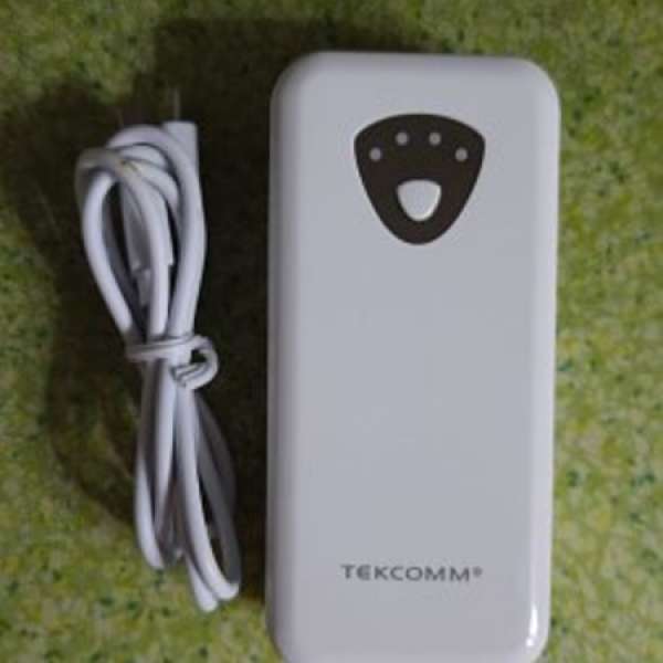 全新 TEKCOMM PM30 充電器 (容量 :3000mAh)