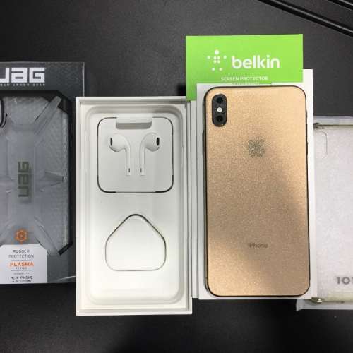 99.9%新 iPhone Xs Max Gold Color, 256GB, 香港行貨. 出機已貼 Belkin TCP2.0 玻...