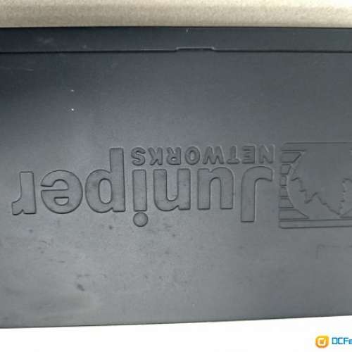 Juniper Networks - SSG-5-SH-BT Firewall with 256 MB memory 跟火牛