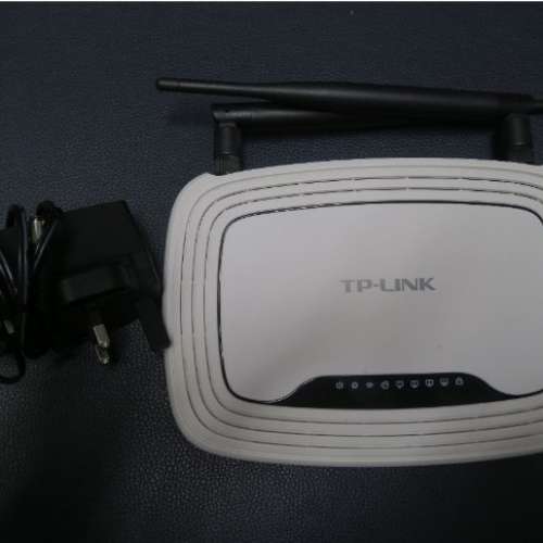 95% 新TP-Link TL-WR841ND 300Mbps 無線N 路由器