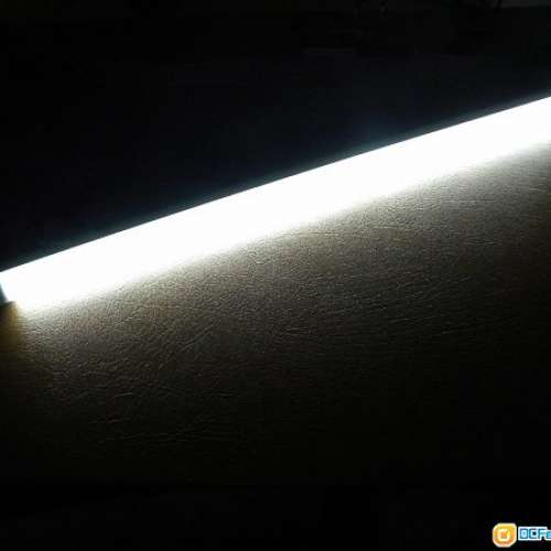 微波感應兩呎 T8 LED 光管 感應靈敏 直接取代普通光管 非常慳電
