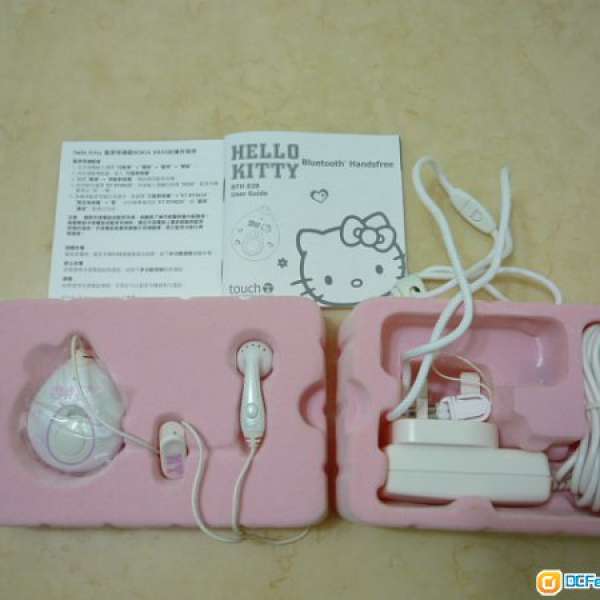 絕版珍藏 正版全新 Hello Kitty Bluetooth handsfree Nokia 藍芽耳機 耳筒 免提式 ...