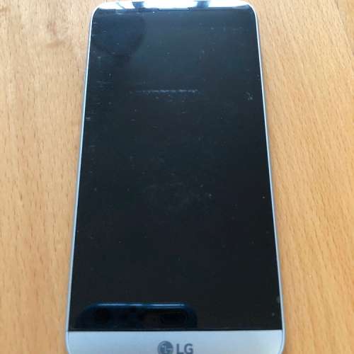 LG G5 雙卡行貨90%新(黑屏不能開機)