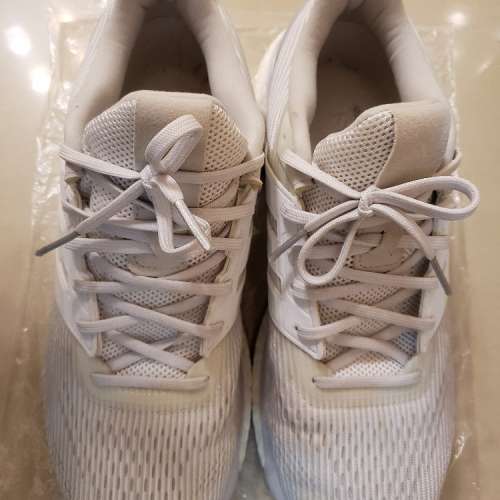 Adidas boost US11