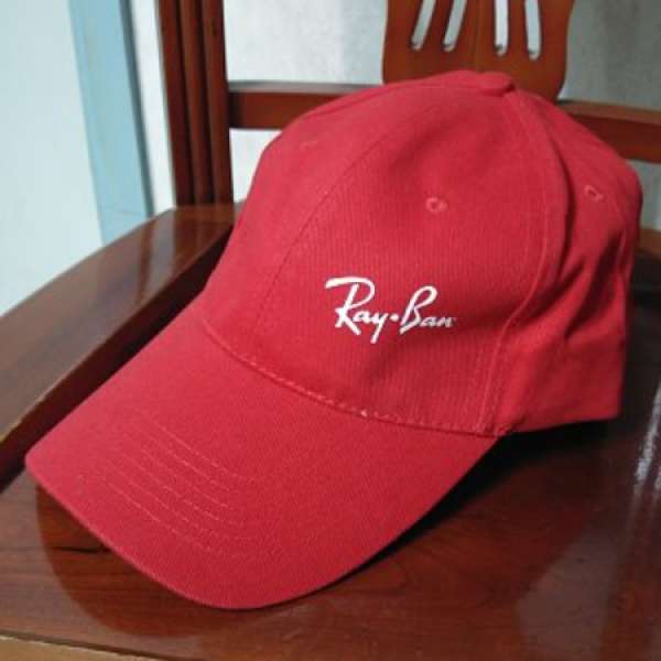 全新 Ray-Ban 紅色鴨舌帽