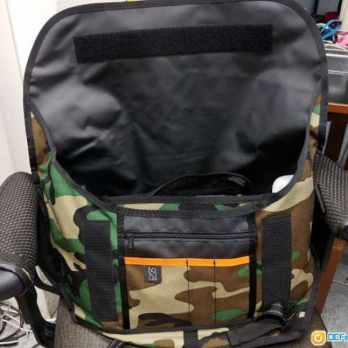 美國品牌 CHROME INDUSTRIES CITIZEN MESSENGER BAG 99%新, 有吊牌, 迷彩