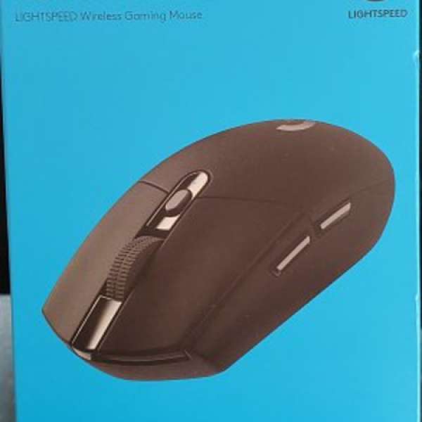 出售Logitech G304 Lightspeed 無線遊戲滑鼠