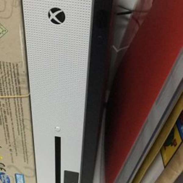 100% New Xbox One s Slim 1TB 連3 GAMES 連一手製