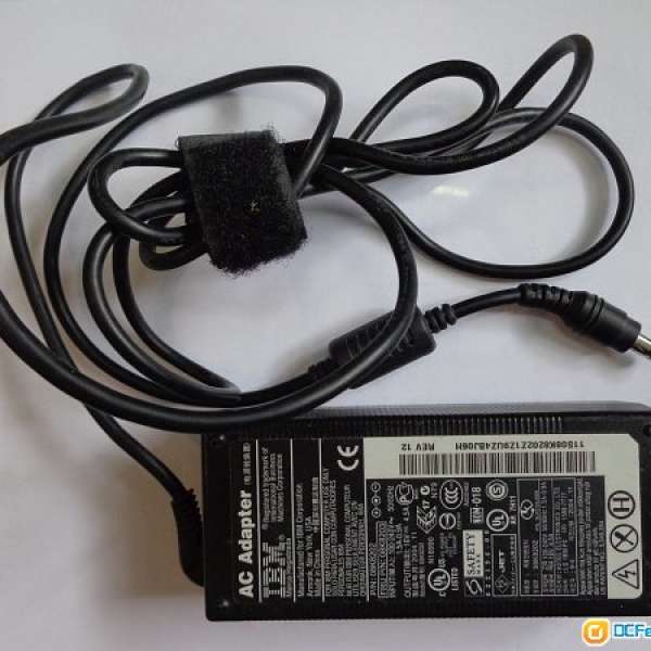 IBM 火牛 AC to DC power adapter 圓插