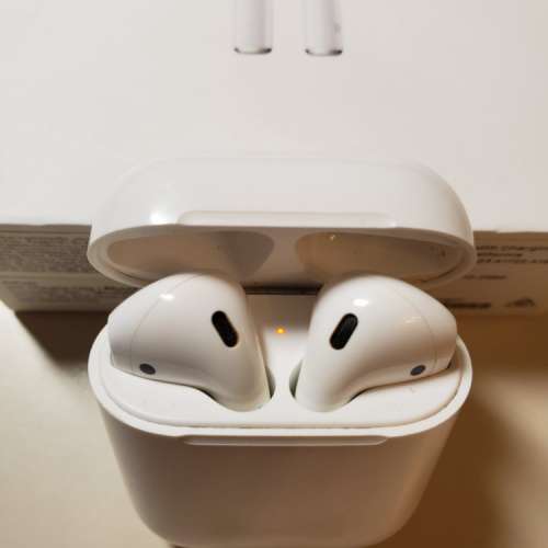 AirPods 1 with Charging Case