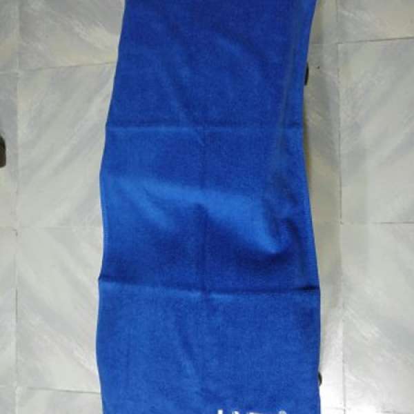 全新 HYPE 藍色運動毛巾