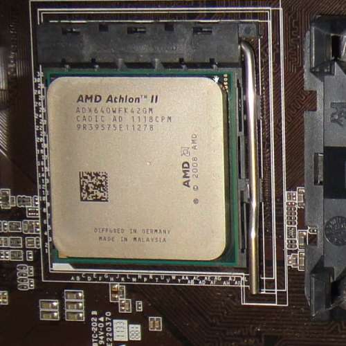M5A78L-M LX 主版連AMD 640四核(含正版window)***另有M5A78L-M LX3連四核945  Sock...