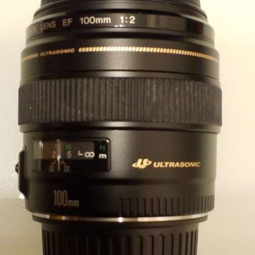 Canon EF 100mm f2 Ultrasonic Made in Japan