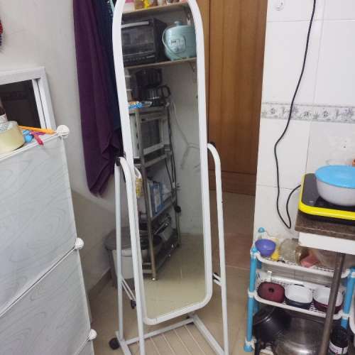 可調校角度及可移動全身鏡 Movable, adjustable full length mirror