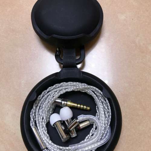 出售: final audio e5000, shure se535, quad era-1 (可議)