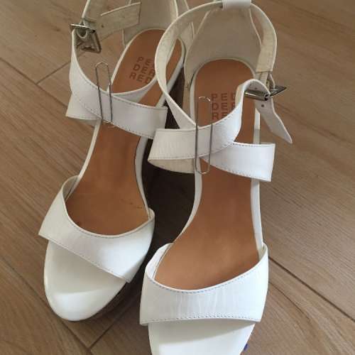 割❤️PedDerRed 青春白色涼鞋 38碼 一對