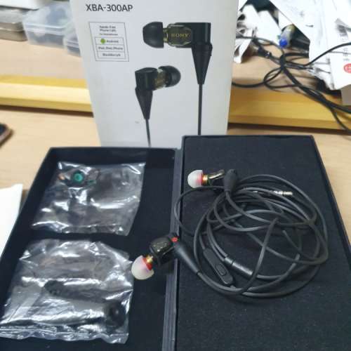 買賣全新及二手Earphones, 影音產品- SONY XBA-300AP + MUC-M12SM2