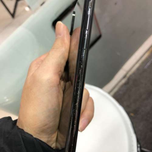 $3000 iPhone X 256GB 黑色，電量90%，行機，已過保養，所有功能正常，淨機，沒有任...