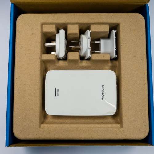 90% new Linksys wifi Extender RE700AH