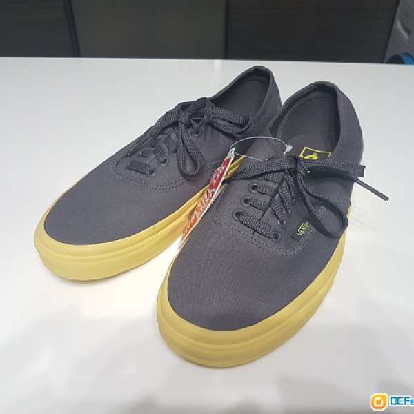 全新VANS Authentic經典款灰黃帆布板鞋 size US8.5