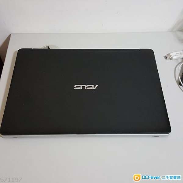 ASUS 15.6" Notebook i5-5200 4G 1000G+24G ssd 獨顯 GF 940M 新淨有保touch mon