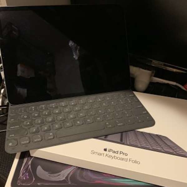 Apple Ipad Pro 11" 64gb wifi 連原裝folio keyboard