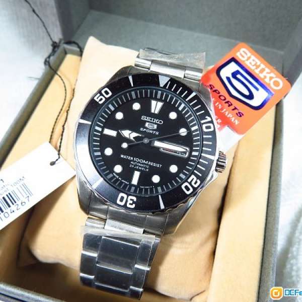 SEIKO 精工 SNZF17J Diver watch ** 全新 ** Made in Japan