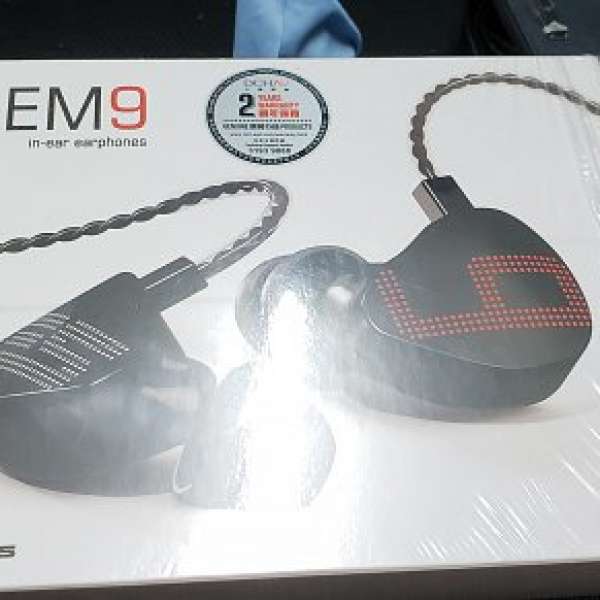 99%新 earsonics sem9