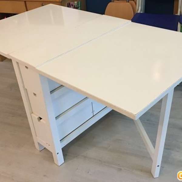 平賣IKEA 白色可伸縮餐桌