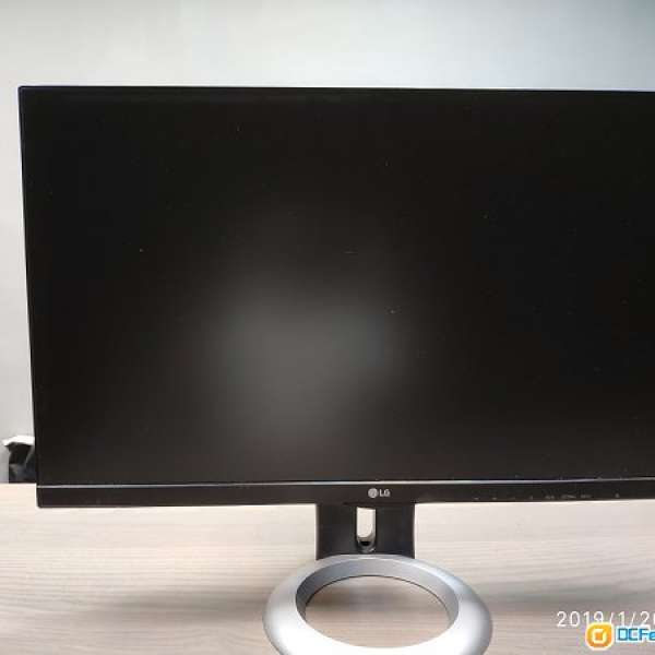 LG 27" FHD IPS 纖薄邊框 TV/MON 27MT77D