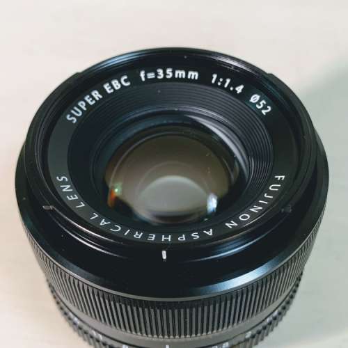 Fujifilm 35 1.4 99%