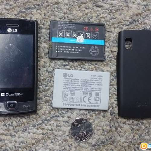 LG P525 雙SIM咭彩色手機,可影相,藍牙,上網