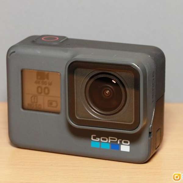 GoPro Hero 6 有保有盒 + 3.5mm Mic Adapter + Cage