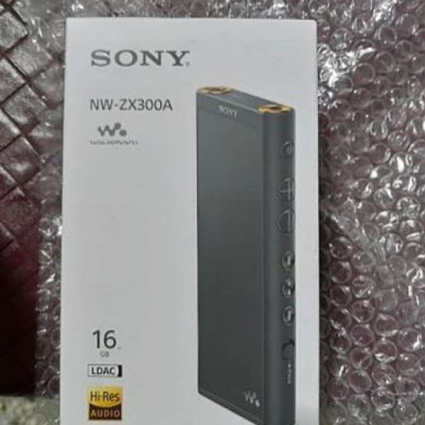 95%新 Sony Walkman NW-ZX300A DAP 黑色 水貨 Hi-Res + MUC-M12SB1 4.4mm Kimble